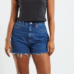LEE | Women's High-Rise Relaxed Fit Raw Hem High-Rise Denim Shorts Size 10